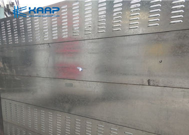 騒音の障壁の溶接網の塀のパネル電気電流を通された1-4mmの厚さの設計
